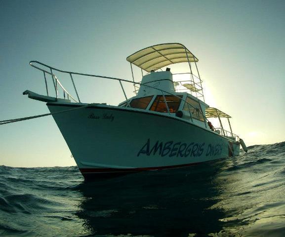 Ambergris Divers Resort San Pedro  Exterior photo